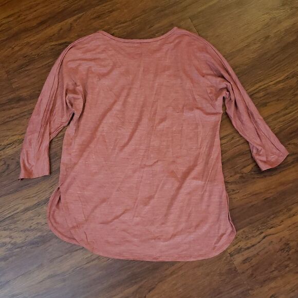 Arc'teryx Pink 3/4 Sleeve Relaxed Ribbed Wool Blend Athletic Blouse Size Small - Picture 5 of 5